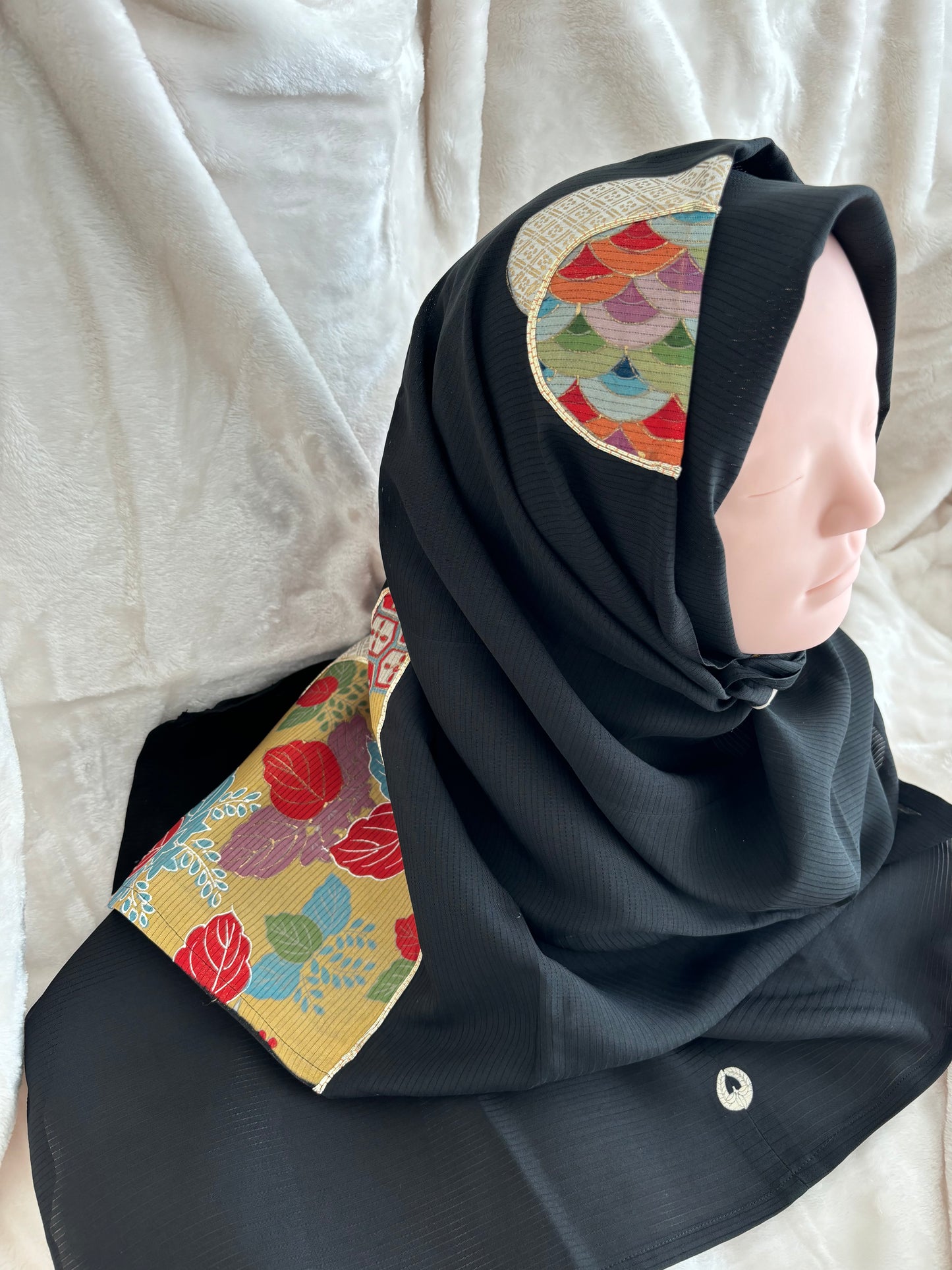 Japanese Design Hijab P9